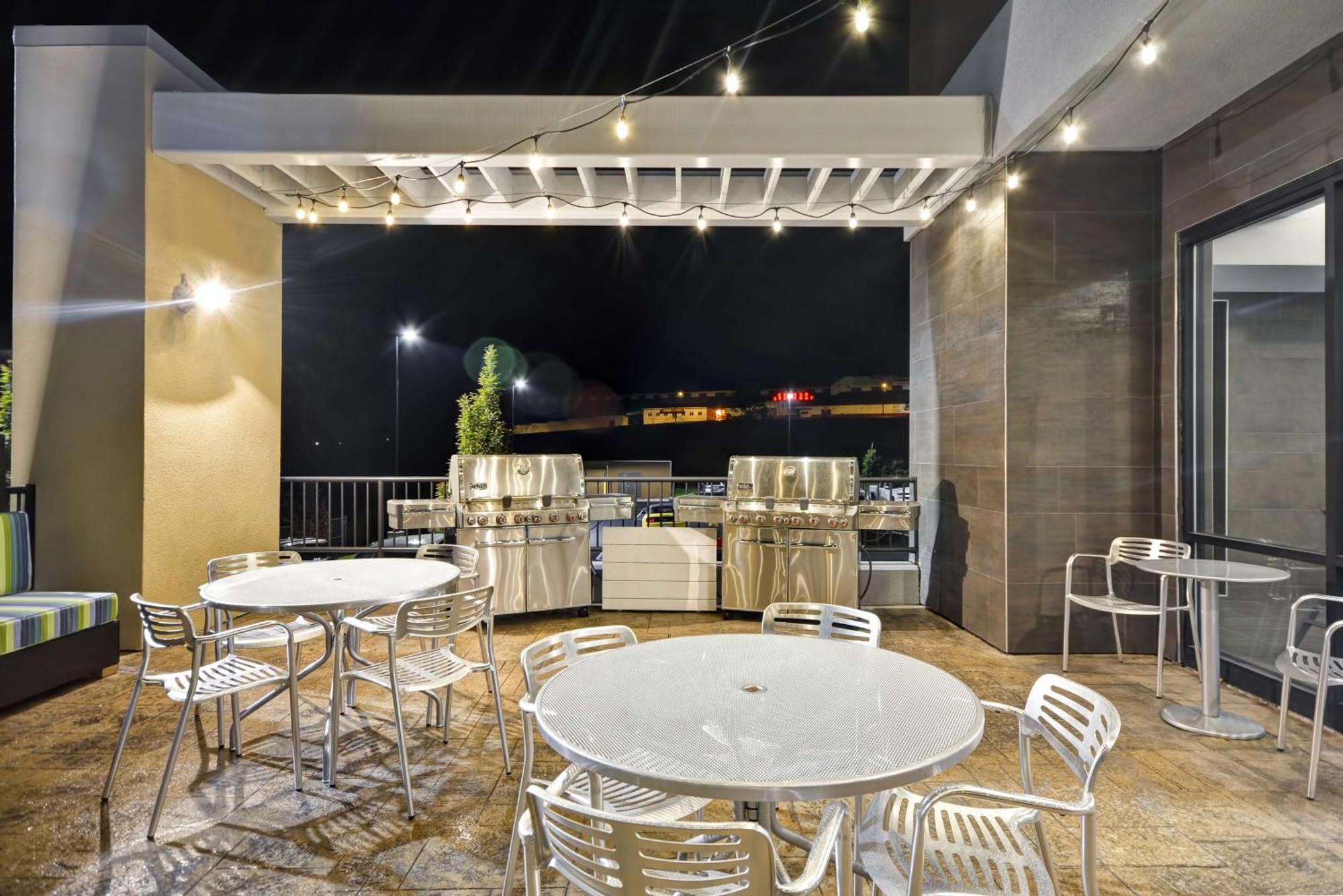Home2 Suites By Hilton Oswego Exteriér fotografie