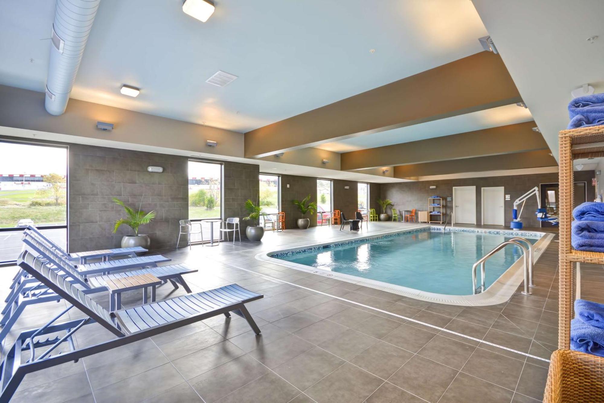 Home2 Suites By Hilton Oswego Exteriér fotografie
